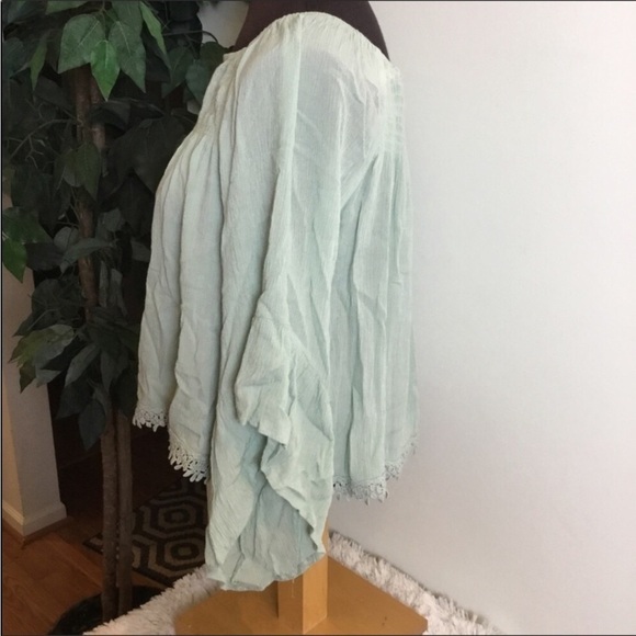 Raga blouse Womans medium bell sleeve crinkle material light green lace … - Picture 5 of 15